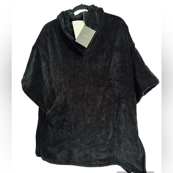 BALMAIN***Black Velour Terry Poncho Towel***Med. $895 - Picture 3 of 3